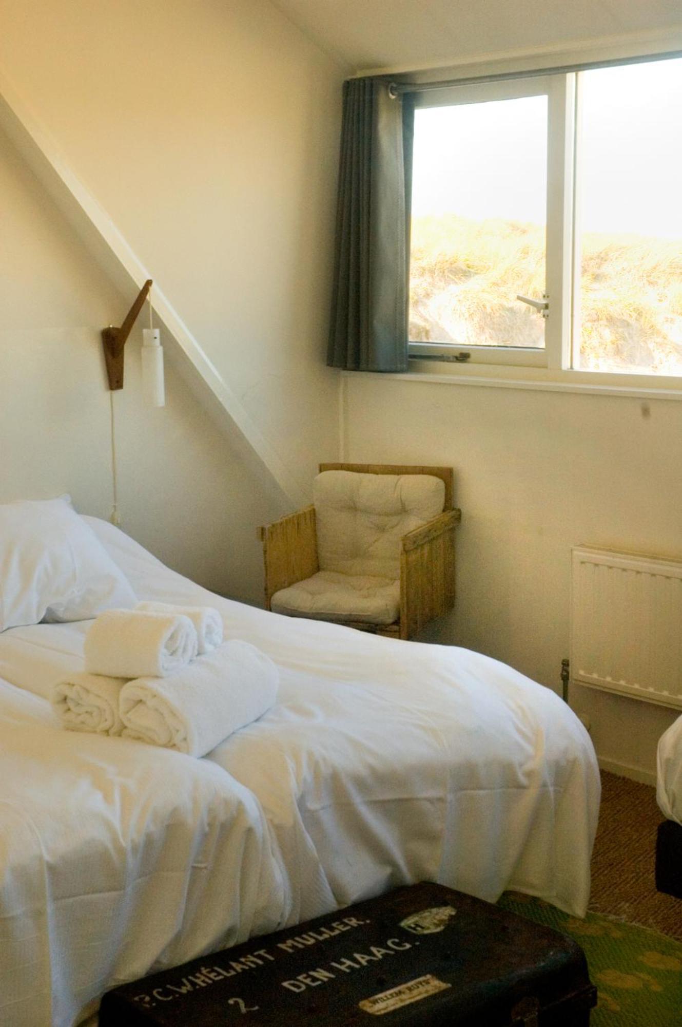 Strandhotel Terschelling B&B Formerum Exterior foto